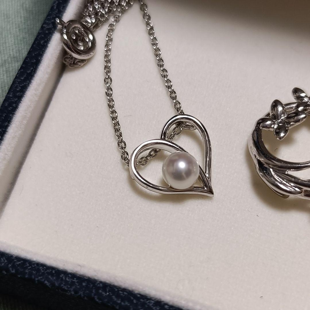 Takasaki pearl necklace pendant set featuring two items without accessories