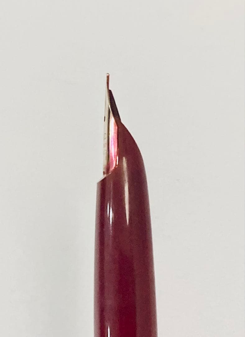 Pilot Desktop Pen Fountain Pen DPN-70-REF in Bordeaux color with special alloy nib vintage model