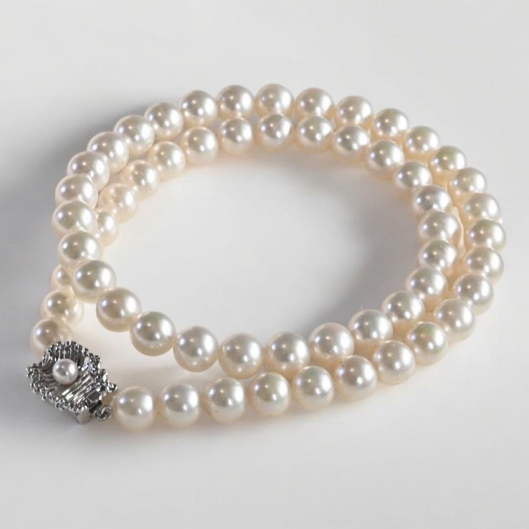 Highest grade Tasaki Akoya pearl necklace with 7.5mm round pearls and silver clasp