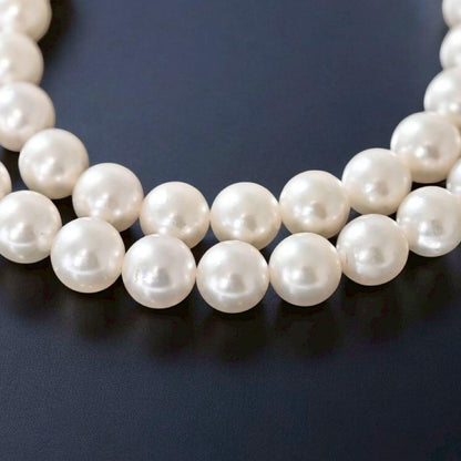 Highest grade Tasaki Akoya pearl necklace with 7.5mm round pearls and silver clasp