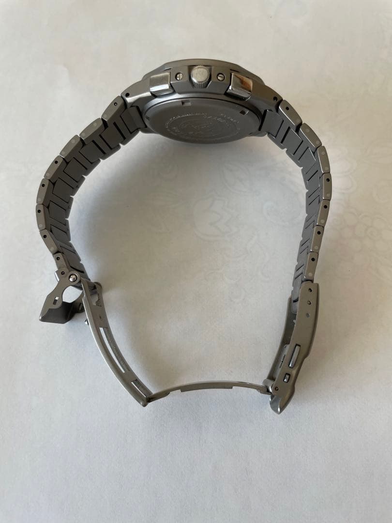 Citizen TITANIUM Solar Men's Watch — Japanese