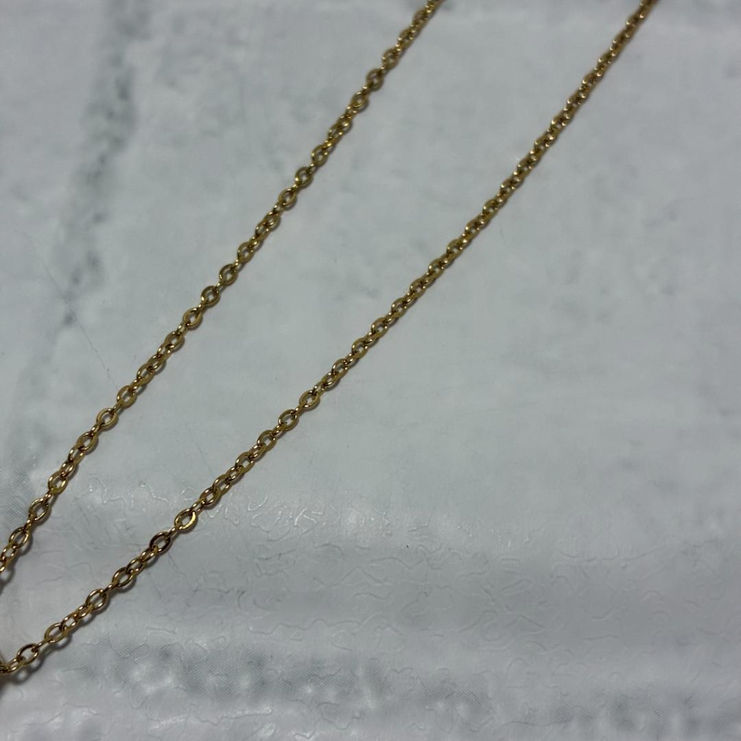 Mikimoto necklace featuring a single 7mm pearl gold pendant on adjustable 44cm K18 chain