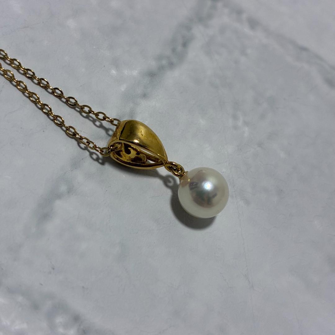 Mikimoto necklace featuring a single 7mm pearl gold pendant on adjustable 44cm K18 chain