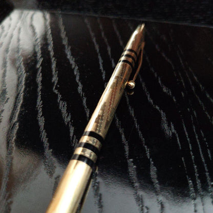 Kuro Cross 150th Anniversary ballpoint pen and pencil set with serial number imprint in very good condition