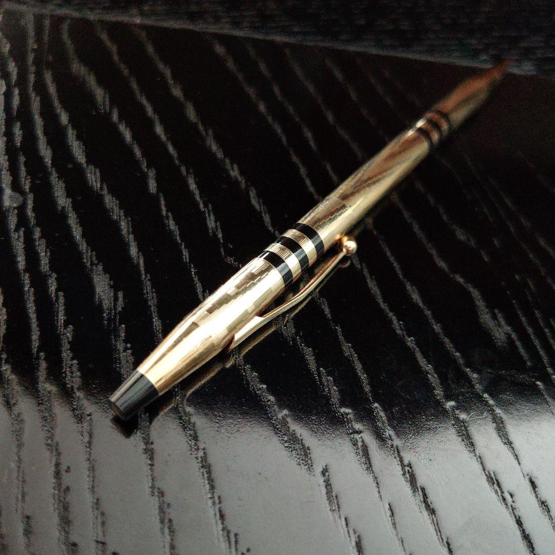 Kuro Cross 150th Anniversary ballpoint pen and pencil set with serial number imprint in very good condition