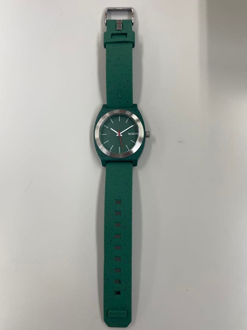 NIXON A1361-5137 Quartz Men's Watch — Japanese