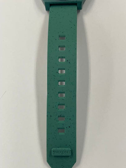NIXON A1361-5137 Quartz Men's Watch — Japanese
