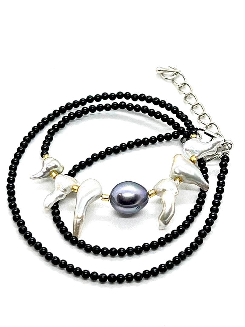 Akoya Pearl Large Round Keshi necklace featuring black pearls and Venezian glass with gold leaf