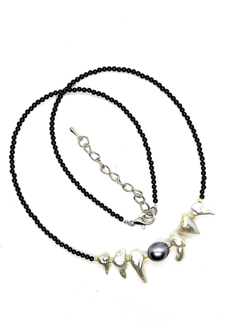 Akoya Pearl Large Round Keshi necklace featuring black pearls and Venezian glass with gold leaf