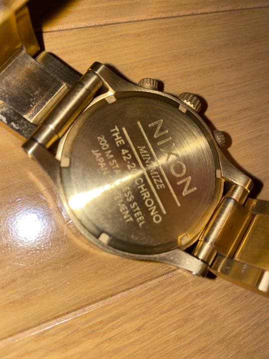 NIXON Gold 200m Waterproof Analog Men's Watch — Japanese