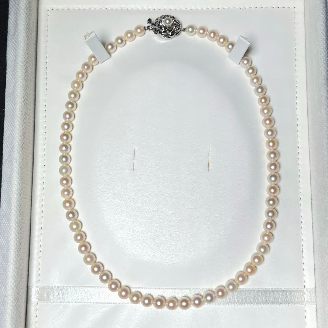 Akoya Pearl Necklace with round white pearls 6.0-6.4 mm on a 42 cm silver chain