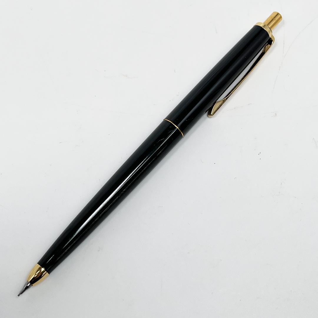 Pilot pen writing instrument set including fountain pen, ballpoint pen, and mechanical pencil with slight scratches