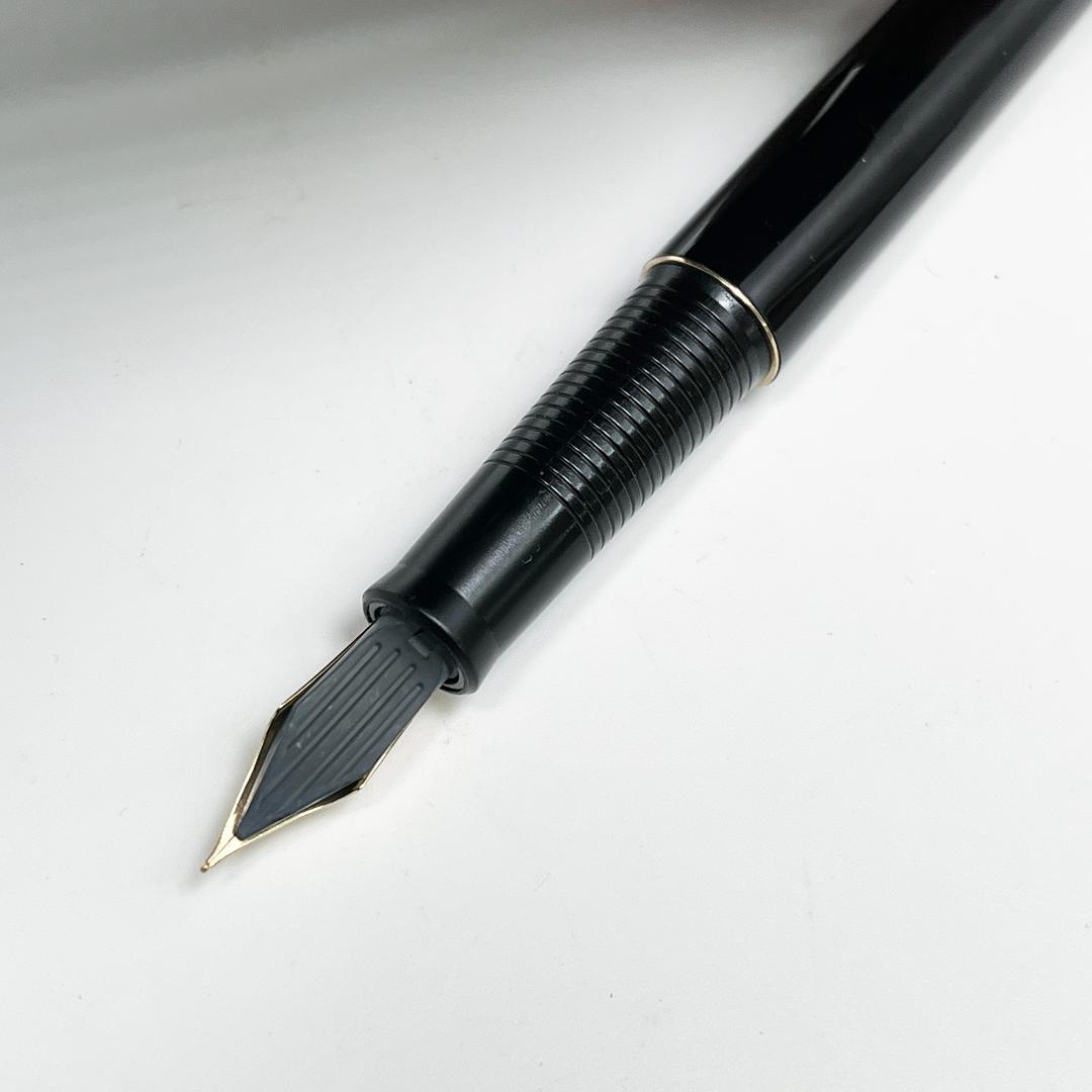 Pilot pen writing instrument set including fountain pen, ballpoint pen, and mechanical pencil with slight scratches