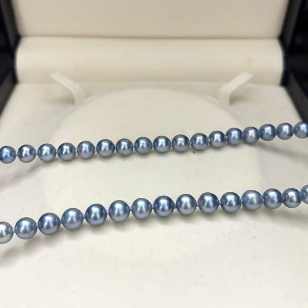Aqua Akoya pearl necklace with round blue-grey pearls 6.5-7mm, 42cm length, silver stamp