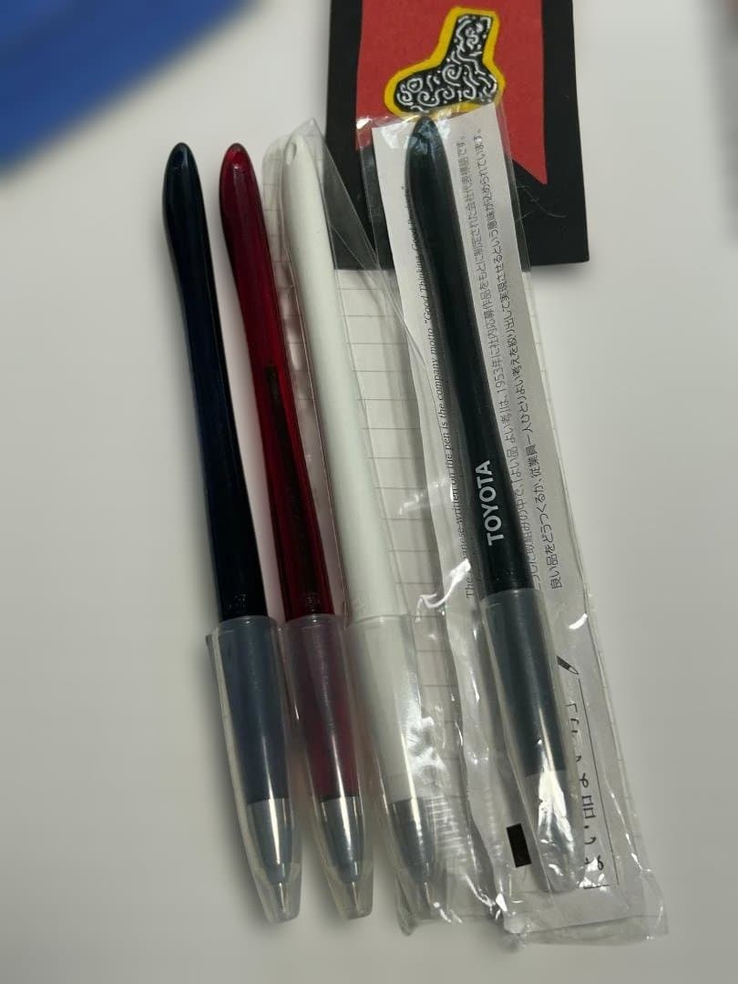Four Pilot Desk Pens BDE-15 in discarded rare colors transparent purple, red, white, and black resin metal