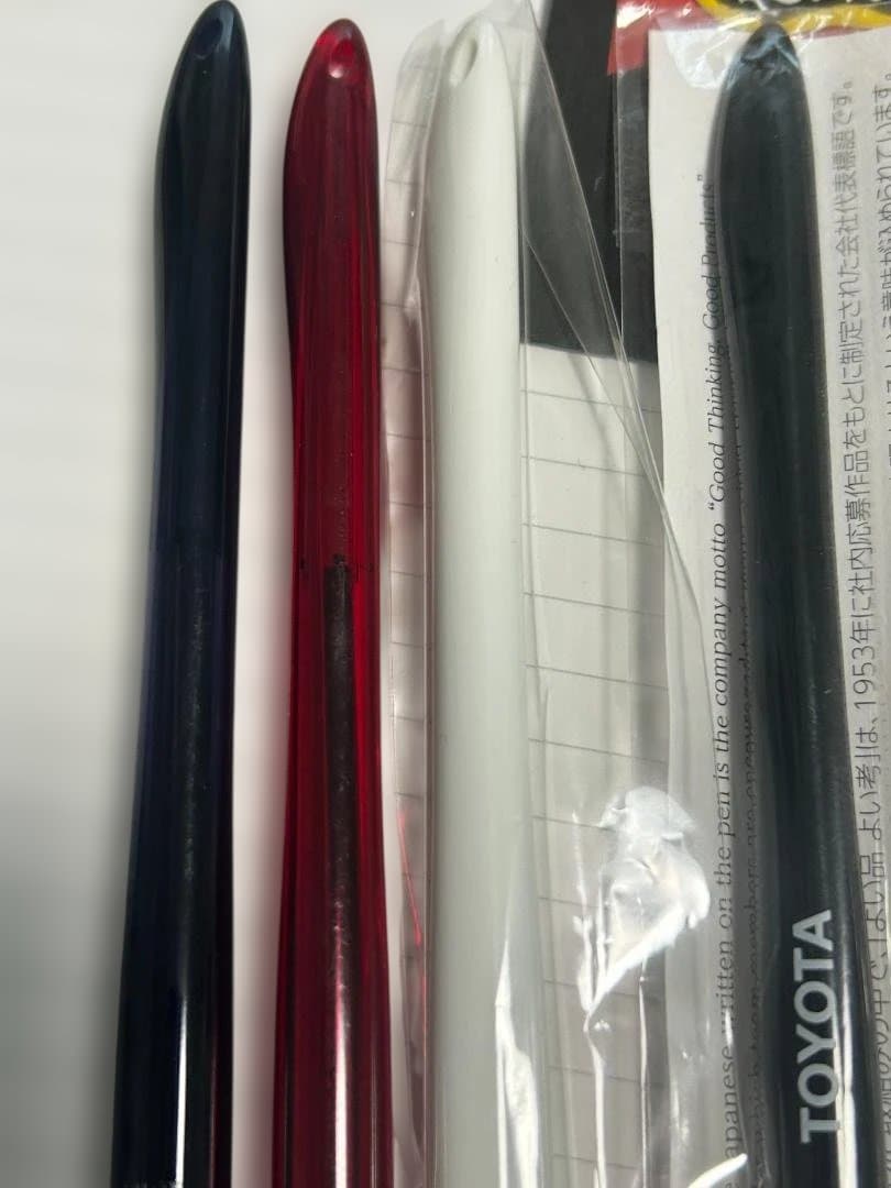 Four Pilot Desk Pens BDE-15 in discarded rare colors transparent purple, red, white, and black resin metal
