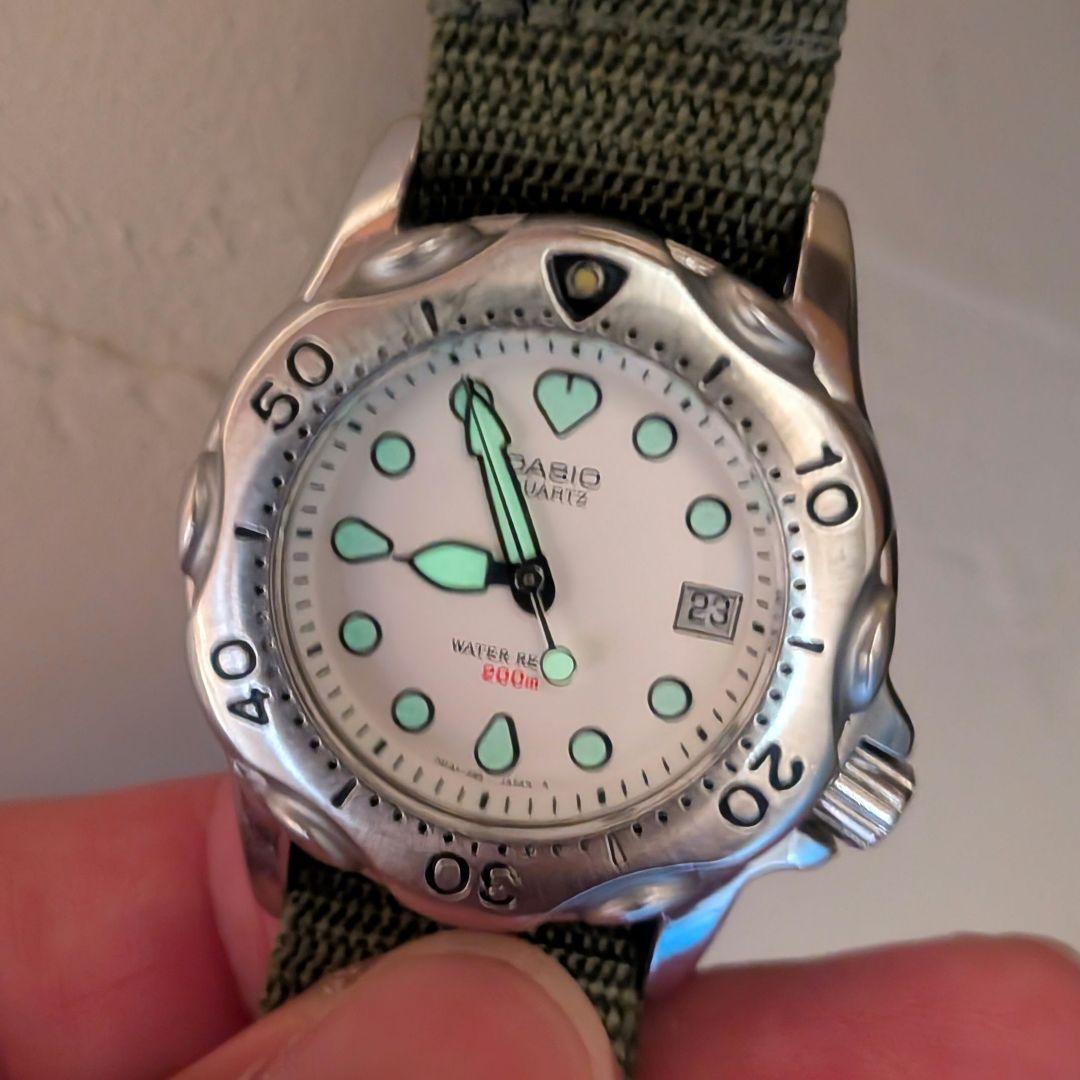 CASIO MDP-823 Quartz Men's Watch — Japanese