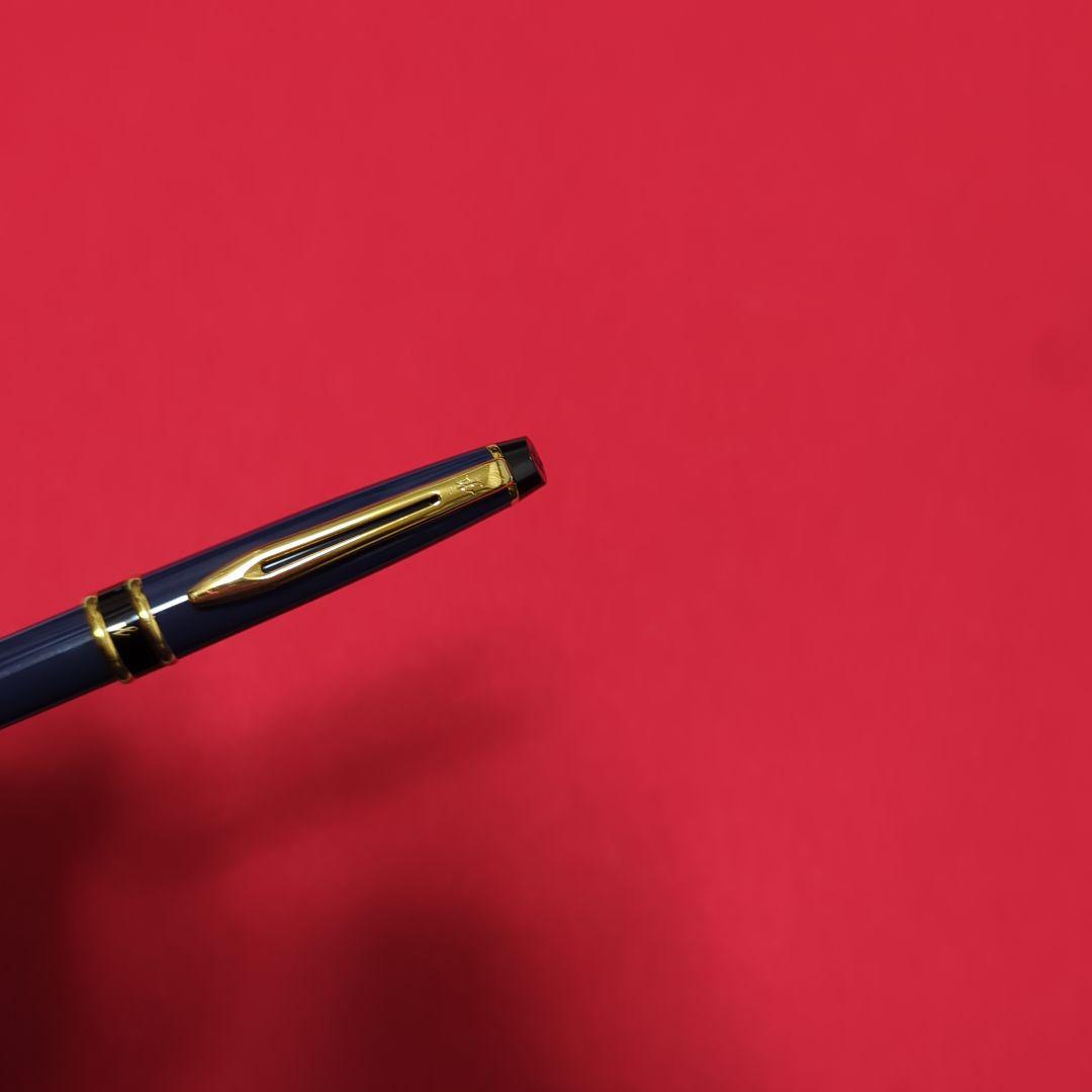 Waterman Expert Essential Pussy Blue GT ballpoint pen with blue resin body and gold trim shown with box and instructions