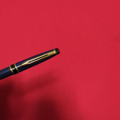 Waterman Expert Essential Pussy Blue GT ballpoint pen with blue resin body and gold trim shown with box and instructions
