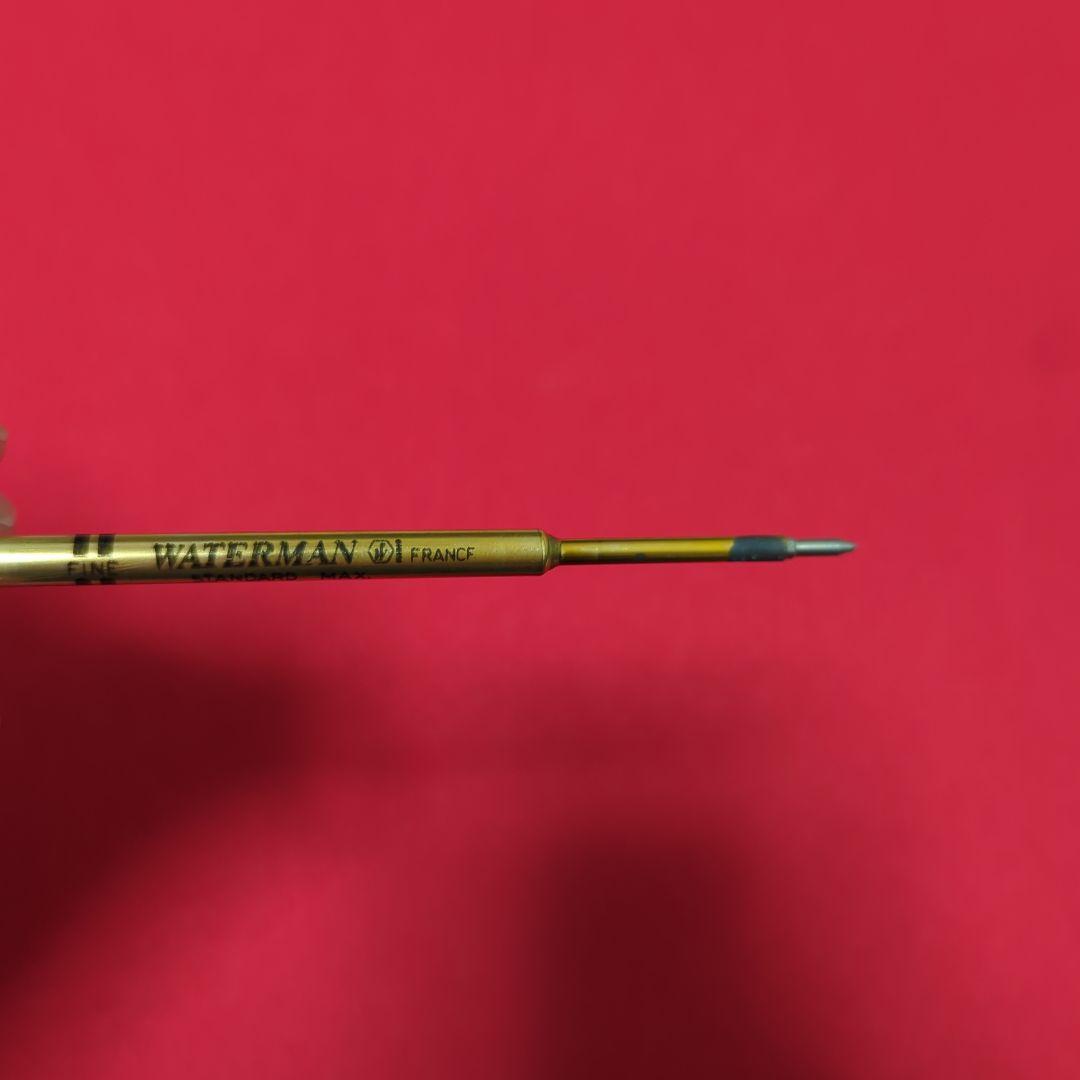 Waterman Expert Essential Pussy Blue GT ballpoint pen with blue resin body and gold trim shown with box and instructions