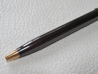 Waterman Executive Ballpoint Pen with sleek silver finish and 138.5 mm length displayed on white background