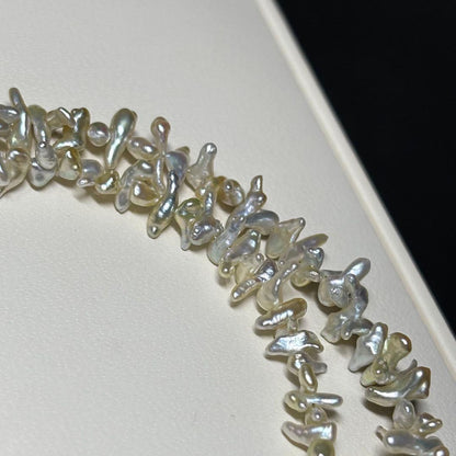 N85 K18 Keshi Akoya Pearl Necklace with small 2-3mm pearls on a 41cm adjustable chain