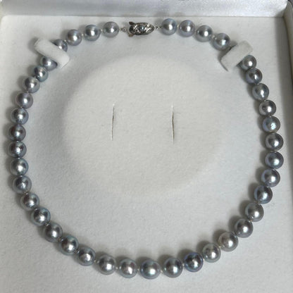 9mm Akoya blue pearl necklace measuring 42cm with silver metal fittings weighing 39 grams