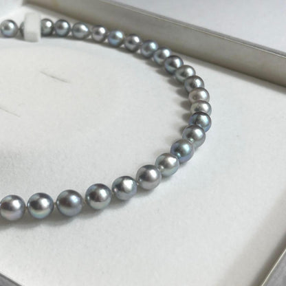 9mm Akoya blue pearl necklace measuring 42cm with silver metal fittings weighing 39 grams