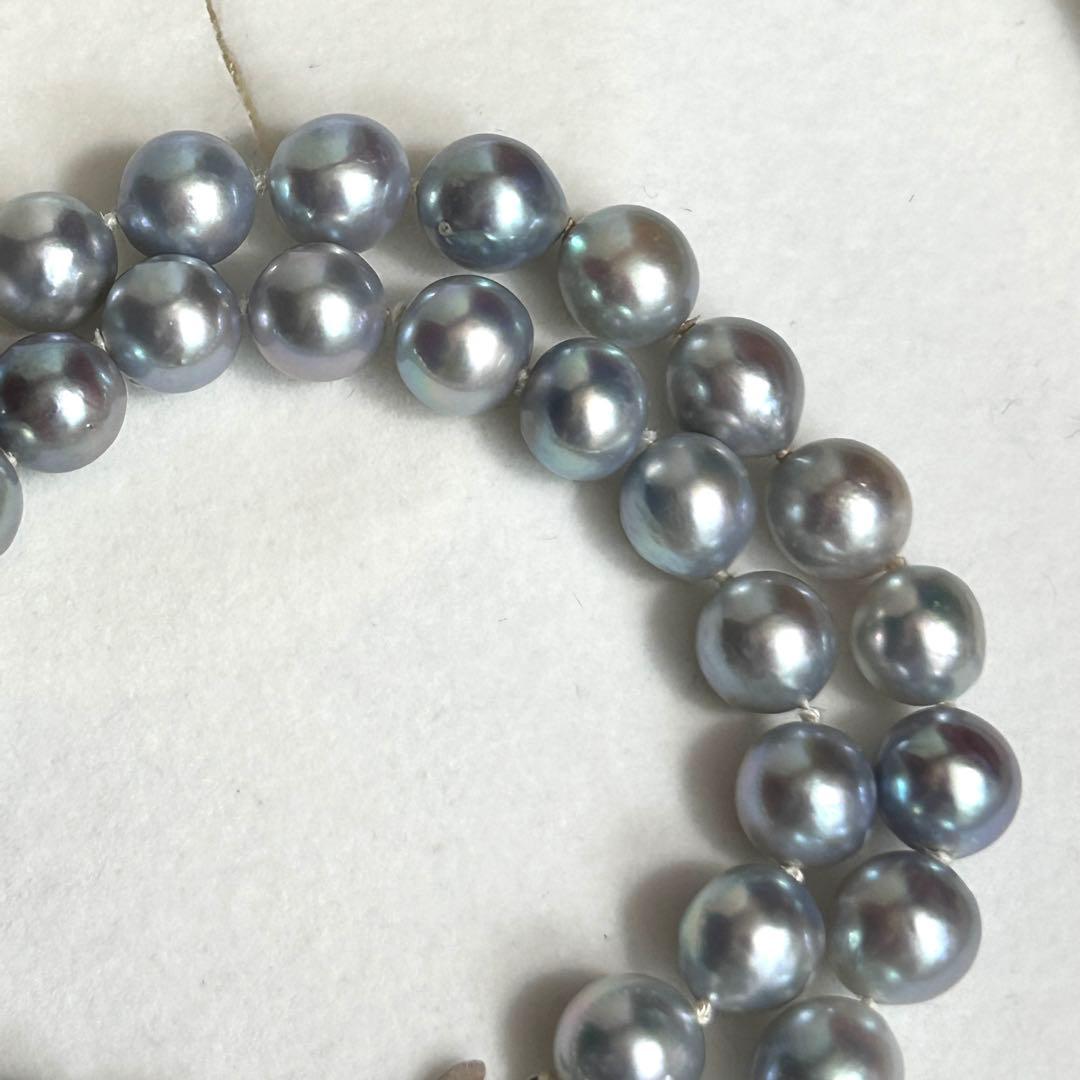 9mm Akoya blue pearl necklace measuring 42cm with silver metal fittings weighing 39 grams