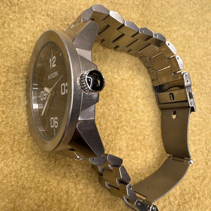 NIXON A356-050 Men's Watch — Japanese