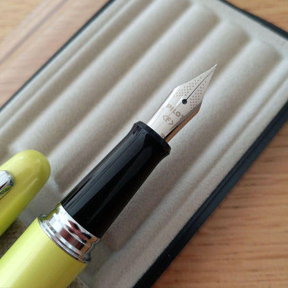 Pilot Kakuna Fountain Pen in Limited Energy Yellow with fine point nib, new and unused
