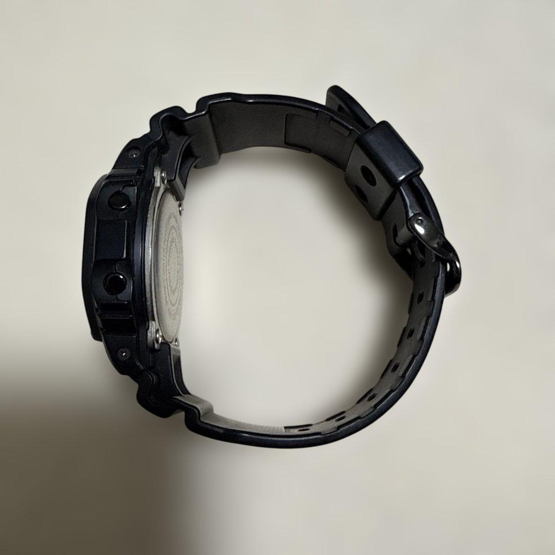 CASIO DW-5600VT Digital Men's Watch — Japanese