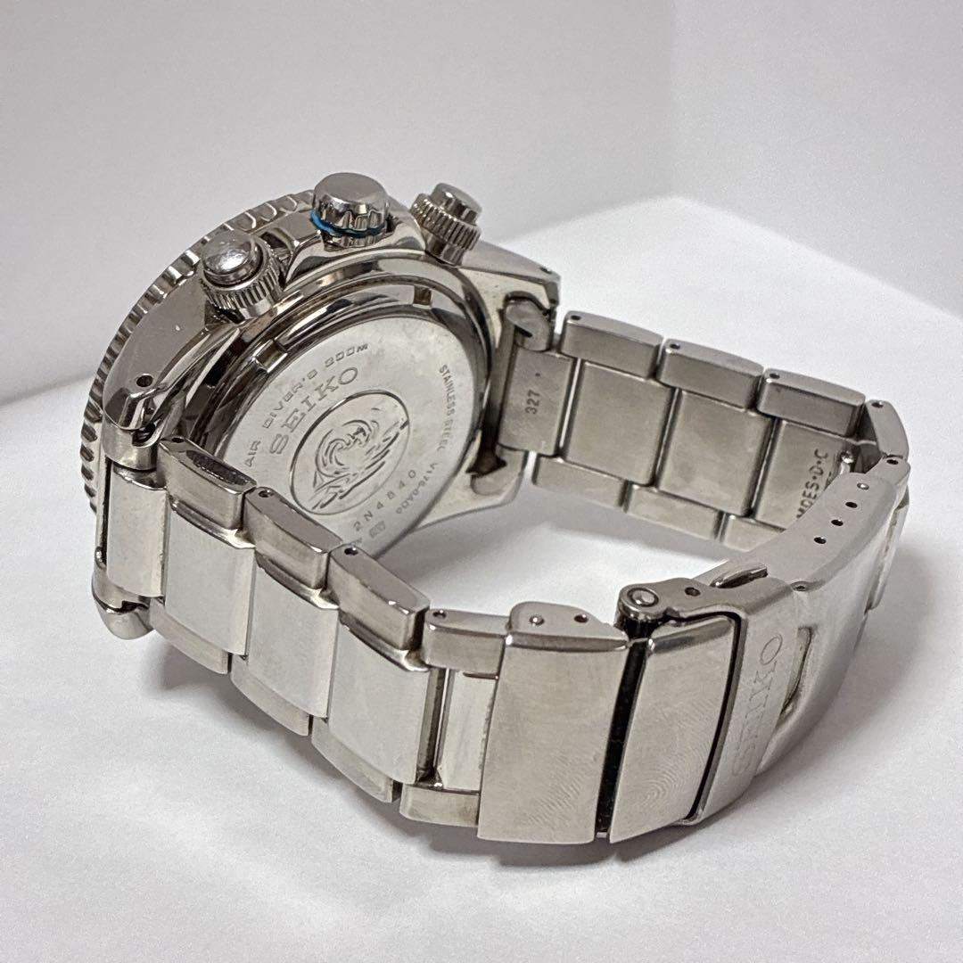 SEIKO V175-0AD0 Quartz Men's Watch — Japanese