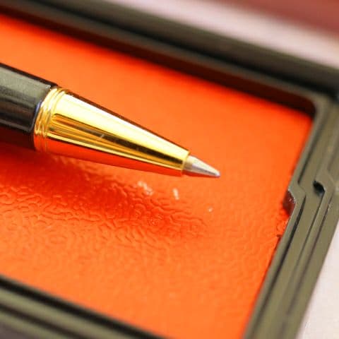 PILOT Grandse Ballpoint Pen in marble black finish with rotating mechanism and black ink, tested writing