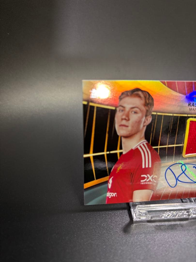 Rasmus Højlund Patch & Signed Card — Japanese