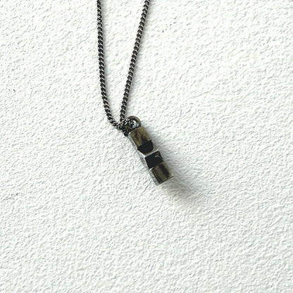 Agete diamond silver necklace featuring 1cm x 0.3cm pendant on 41cm silver chain