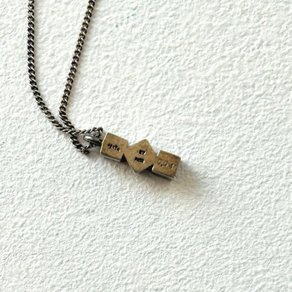 Agete diamond silver necklace featuring 1cm x 0.3cm pendant on 41cm silver chain