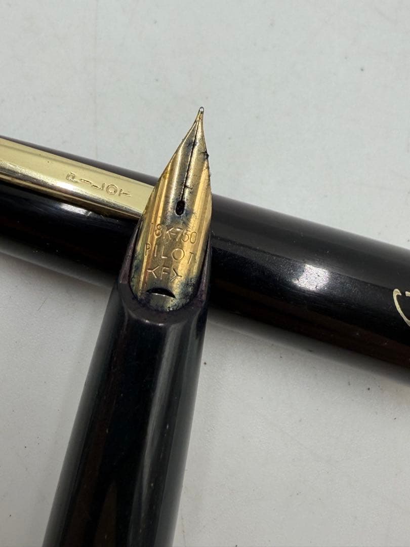 PILOT Elite Fountain Pen model ELITE with 18K nib in black color shown on white background