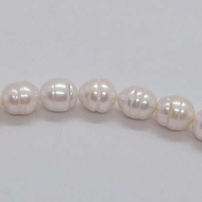 South Sea White Pinctada Pearl Necklace 41cm with 9-11mm round pearls and silver clasp