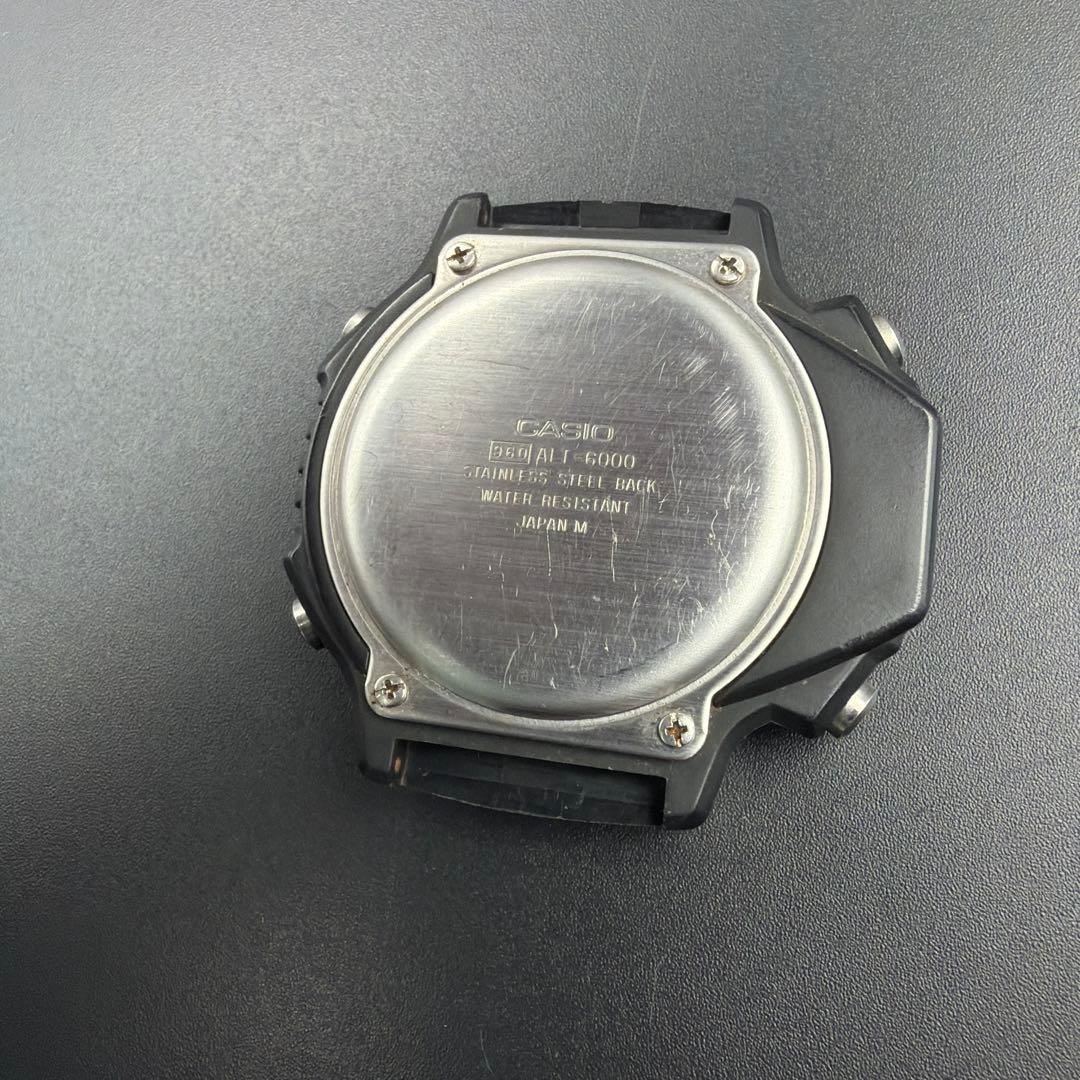 CASIO ALT-6000 Quartz Men's Watch — Japanese