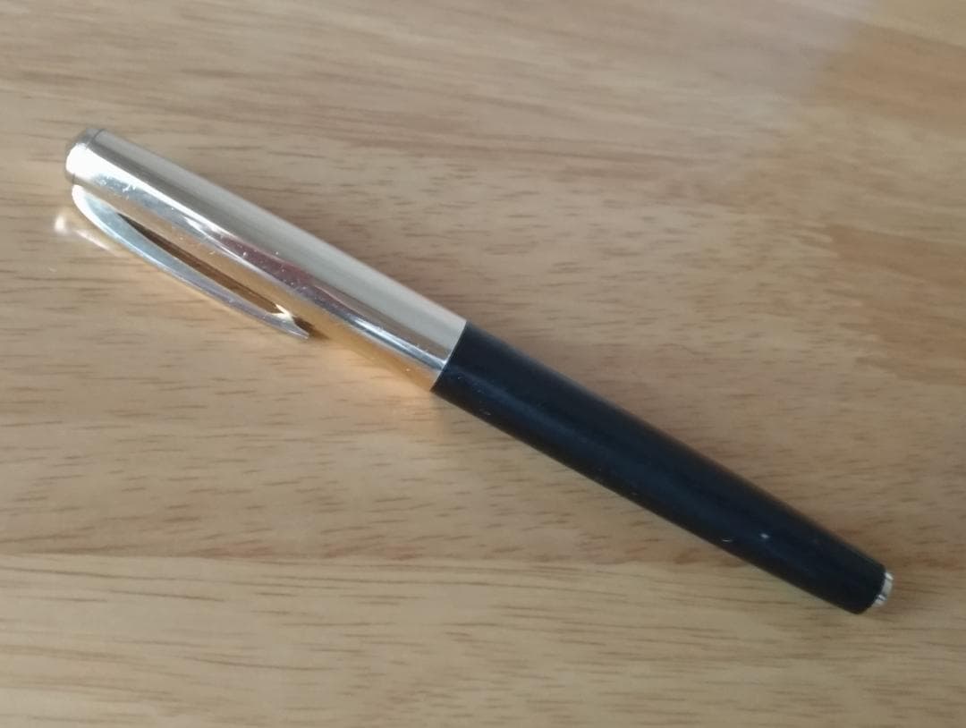 Vintage Pilot 14K Fountain Pen with gold nib made about 50 years ago