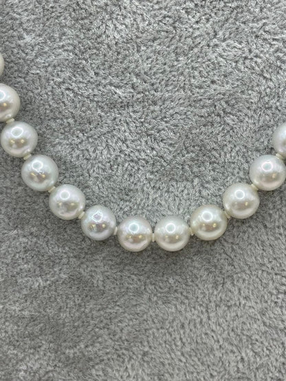 Akoya pearl silver necklace with 8mm genuine pearls on a 45 cm chain