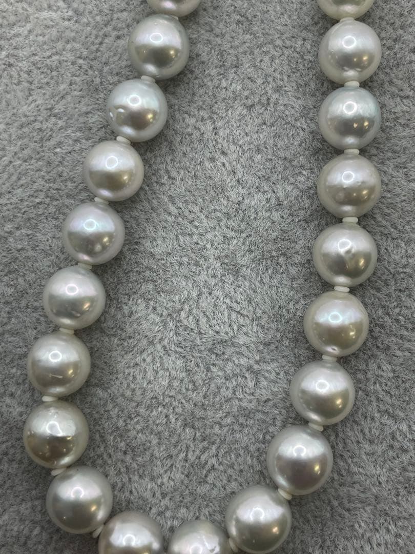 Akoya pearl silver necklace with 8mm genuine pearls on a 45 cm chain
