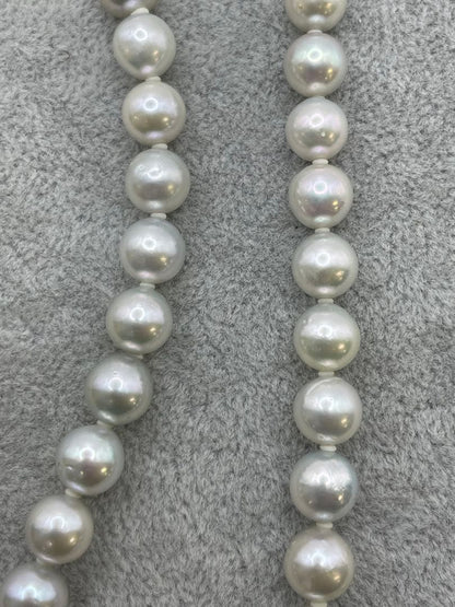 Akoya pearl silver necklace with 8mm genuine pearls on a 45 cm chain