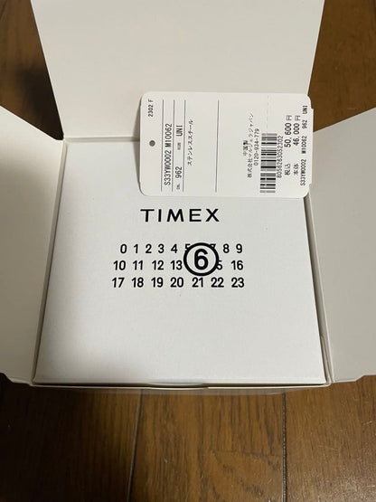 TIMEX T80ギフトセット Men's Watch — Japanese