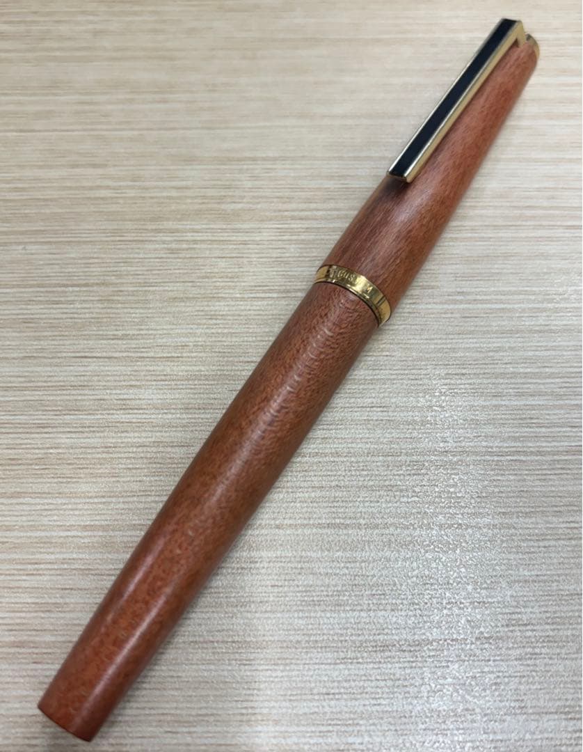 PILOT CUSTOM Fountain Pen Wood with 18K-750 tip and Brad Point, wooden body with engraving, showing minor wear
