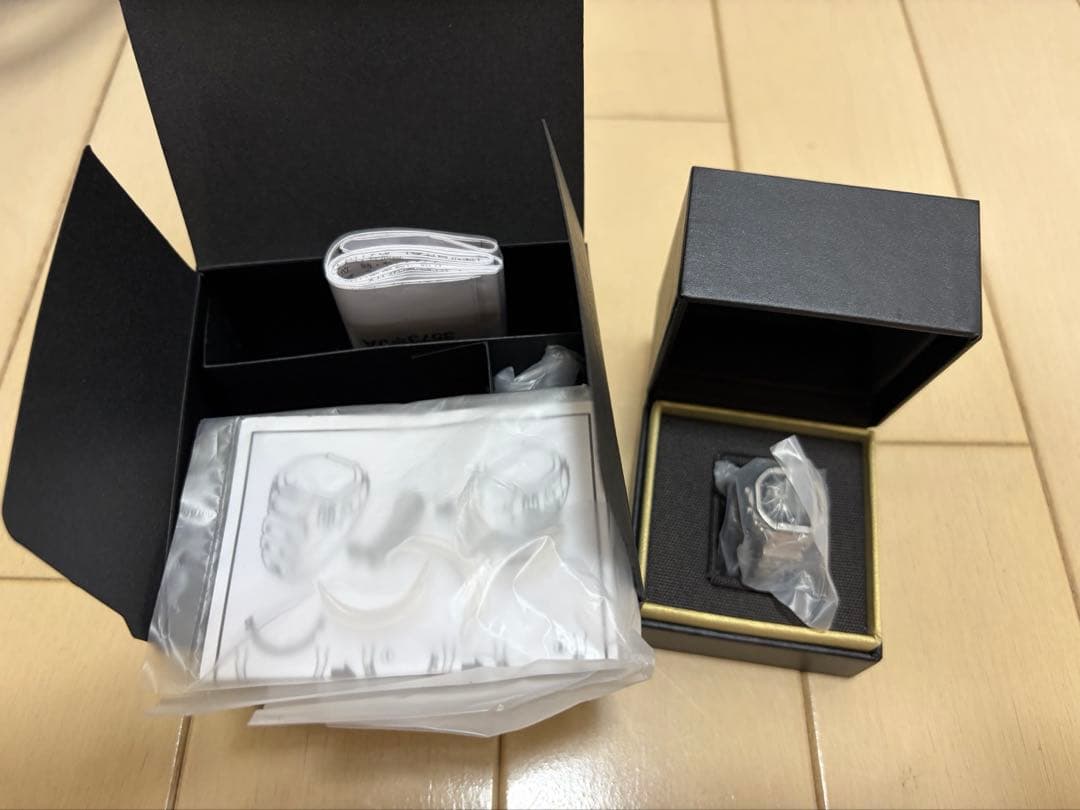 CASIO CRW-001-1JR Men's Watch — Japanese