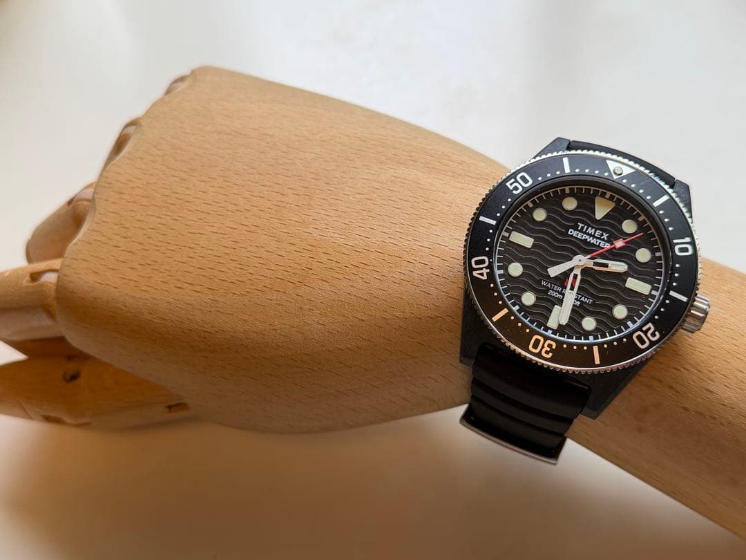 TIMEX Deep Water Diver 200m BBY132 Quartz Men's Watch — Japanese