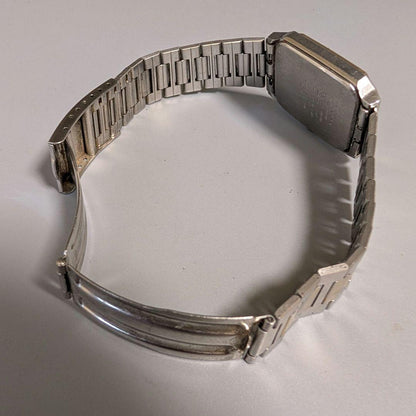SEIKO クロノス レクタンギュラー Quartz Men's Watch — Japanese