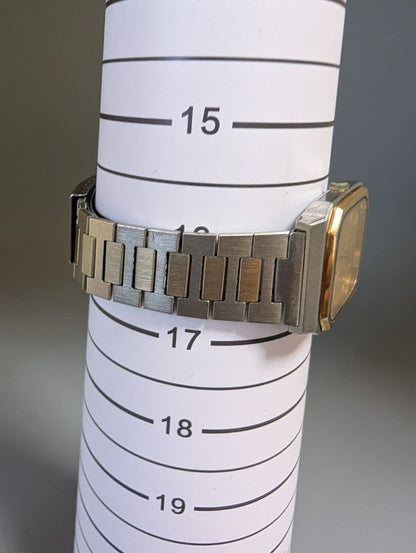 SEIKO クロノス レクタンギュラー Quartz Men's Watch — Japanese